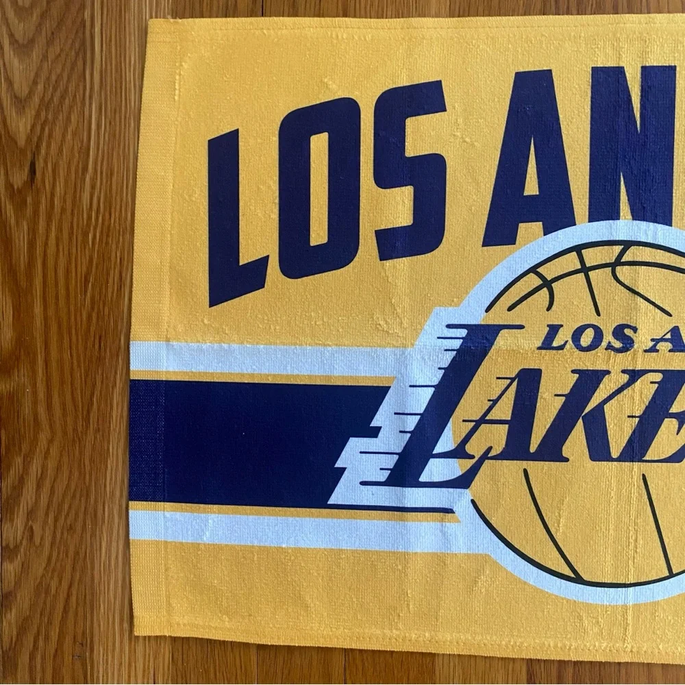 Los Angeles Lakers Rally Towel New SET of 2 Rally Golf Tailgate Bench Yellow